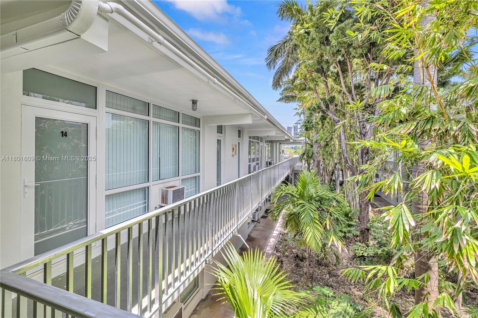 Property photo # 0