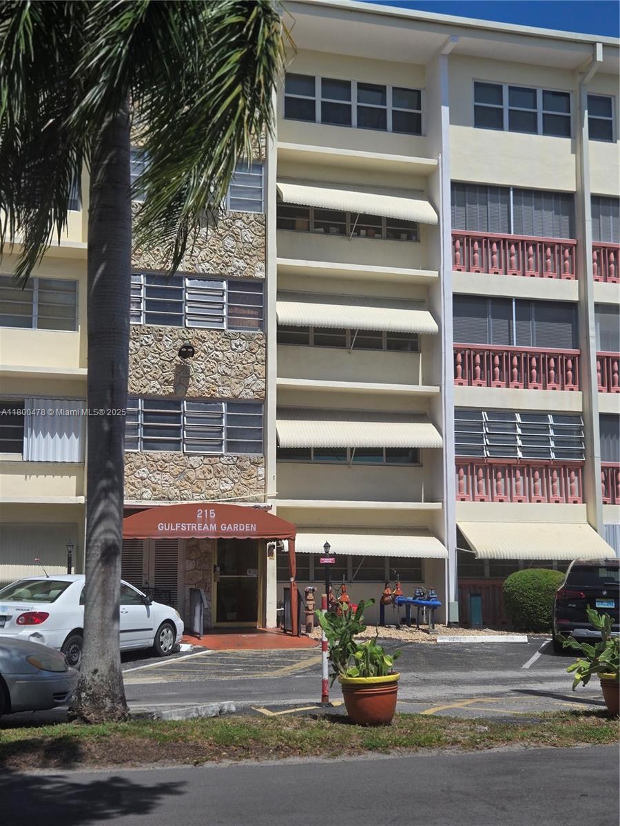 215 SE 3rd Ave #401D, Hallandale Beach, Florida image 18