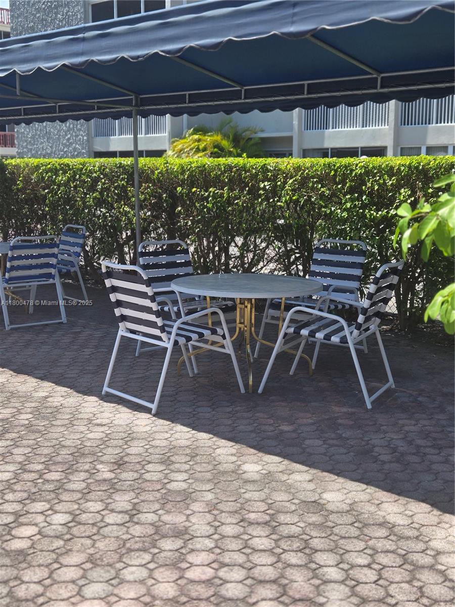 215 SE 3rd Ave #401D, Hallandale Beach, Florida image 20
