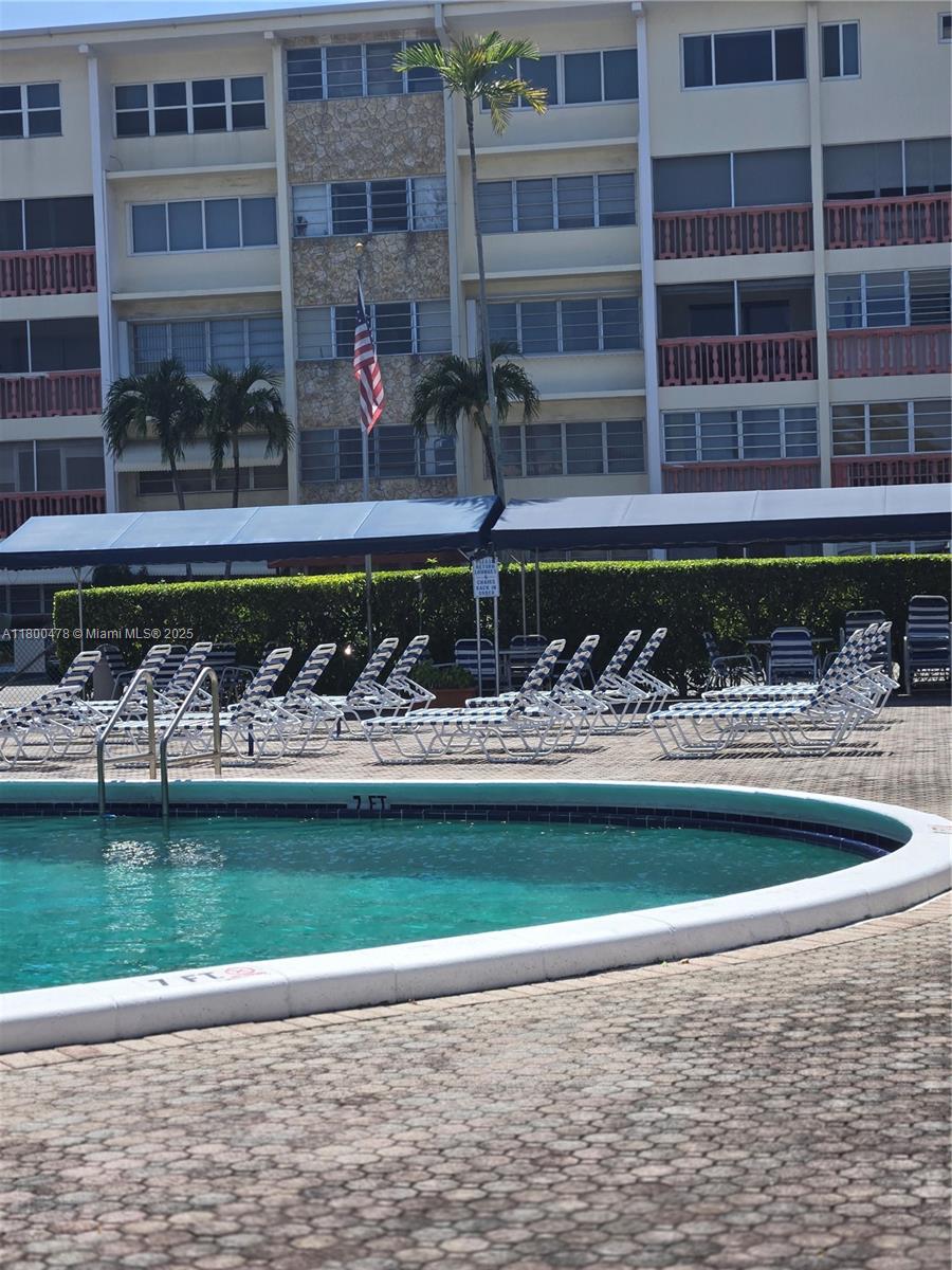 215 SE 3rd Ave #401D, Hallandale Beach, Florida image 21