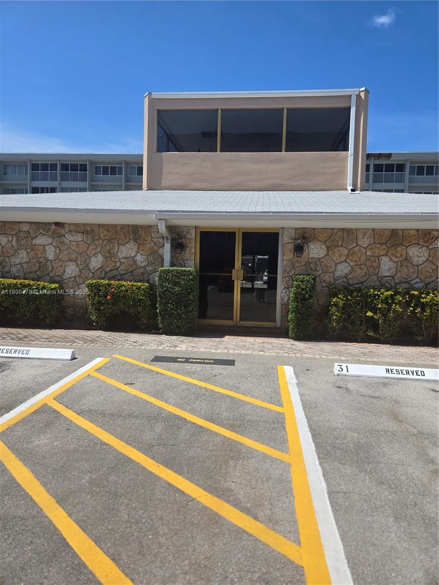 215 SE 3rd Ave #401D, Hallandale Beach, Florida image 22