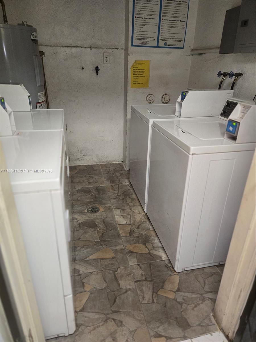 215 SE 3rd Ave #401D, Hallandale Beach, Florida image 25