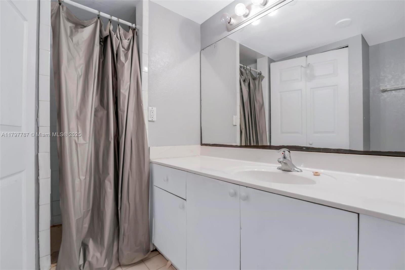 4235 N University Dr #115, Sunrise, Florida image 10