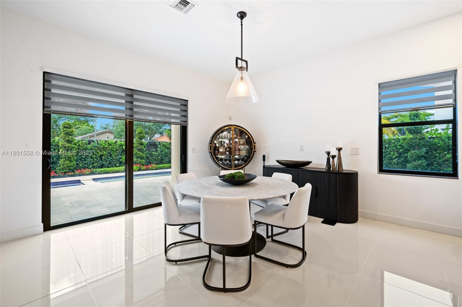8862 NW 154th Ter, Miami Lakes, Florida image 11