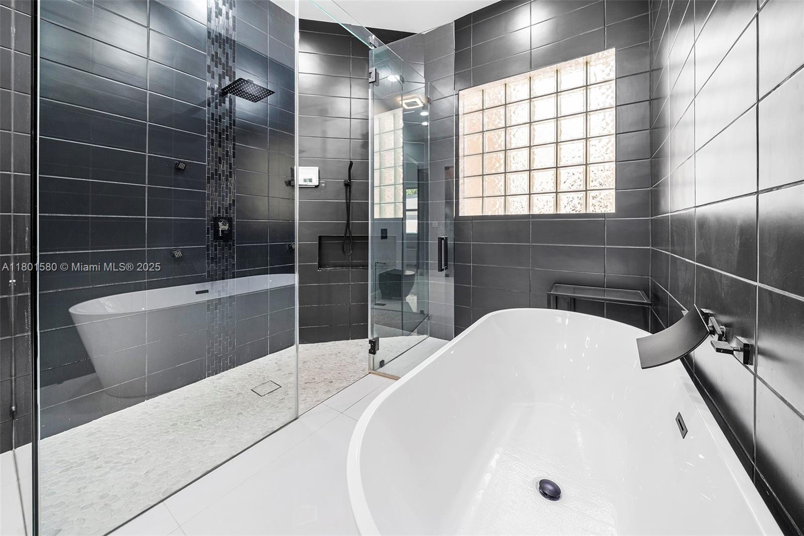 1496 Breakwater Terr, Hollywood, Florida image 27