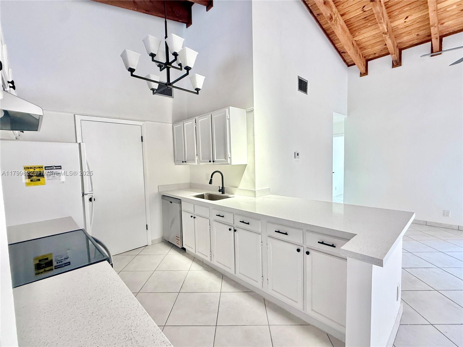 6310 NW 28th St, Sunrise, Florida image 7