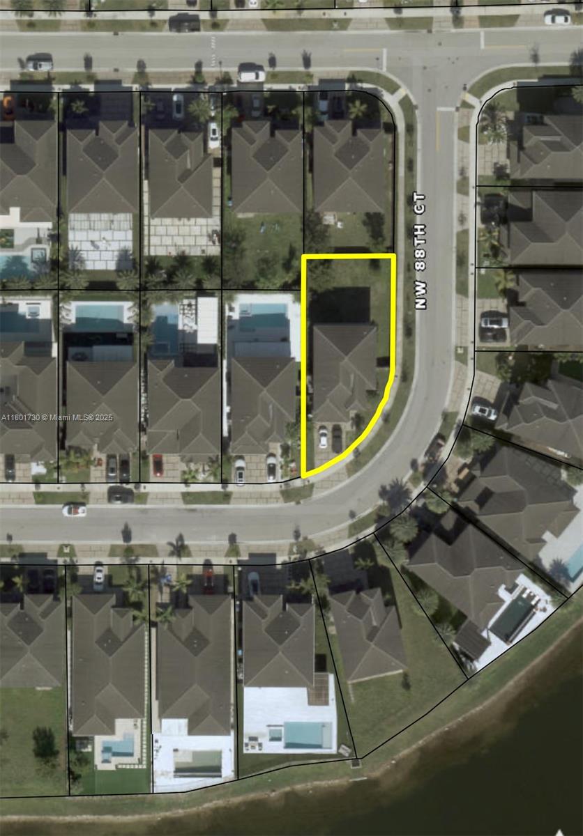 8824 NW 161st Ter, Miami Lakes, Florida image 20