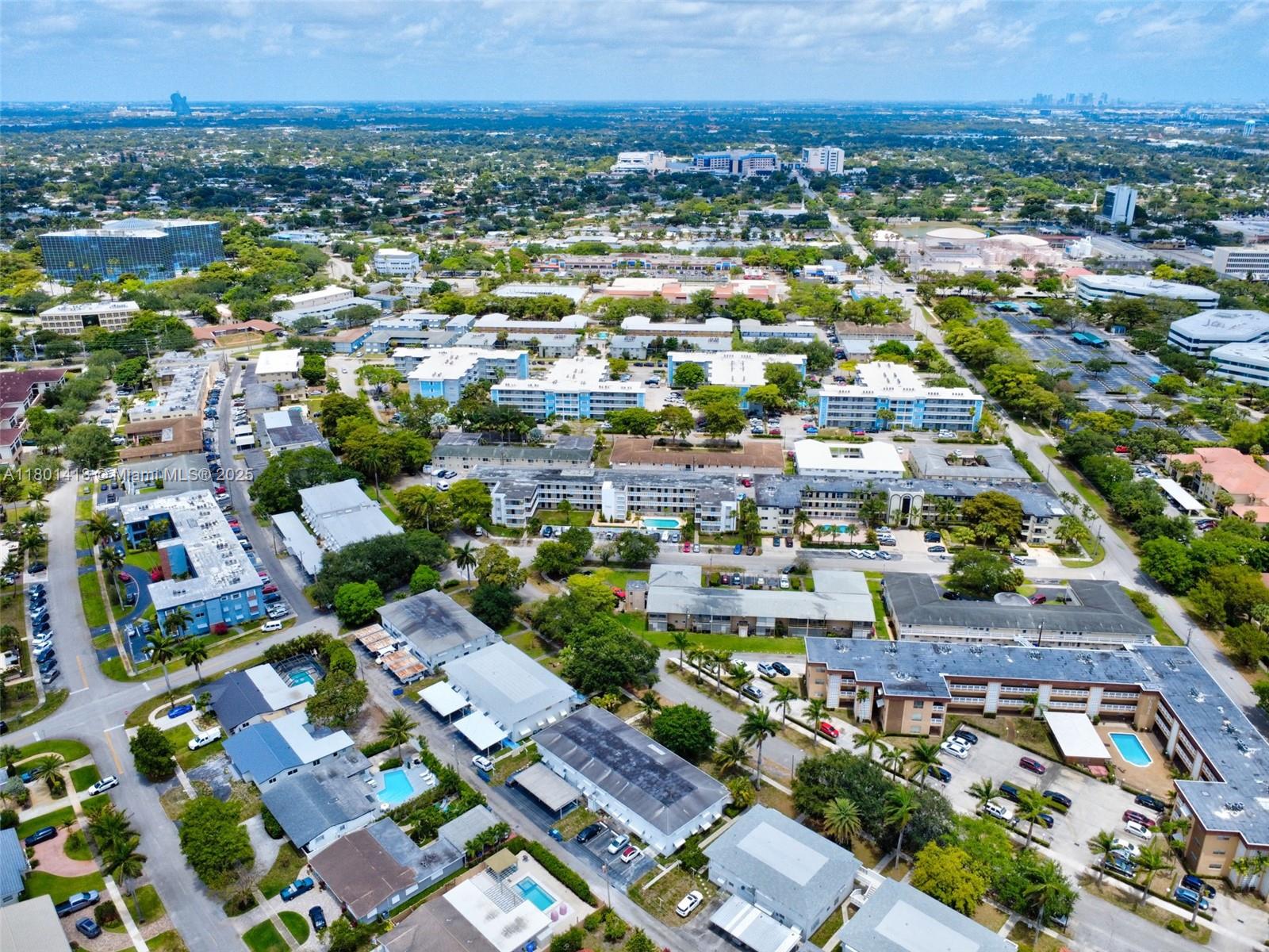 532 S Luna Ct #7, Hollywood, Florida image 36