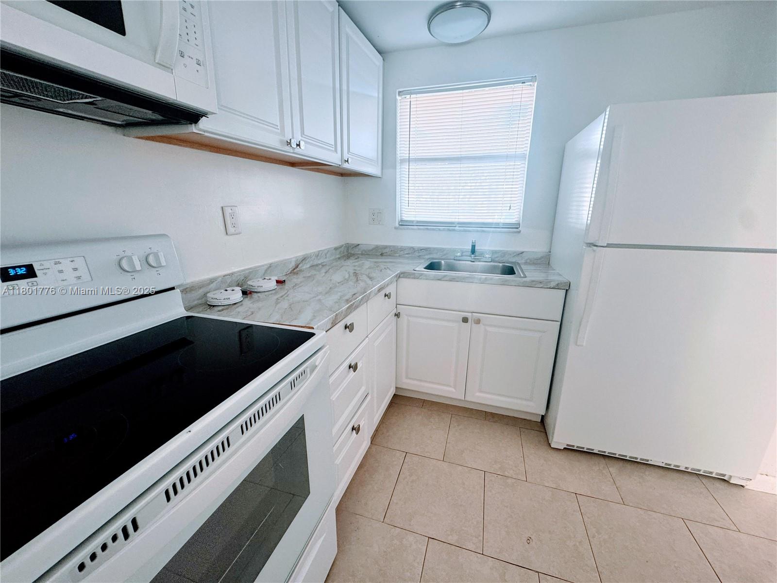 Property photo # 0