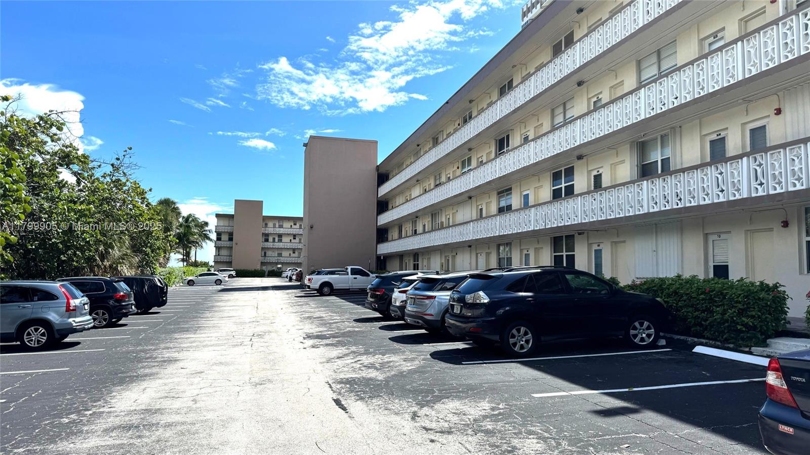 1936 S Ocean Dr #8D, Hallandale Beach, Florida image 5