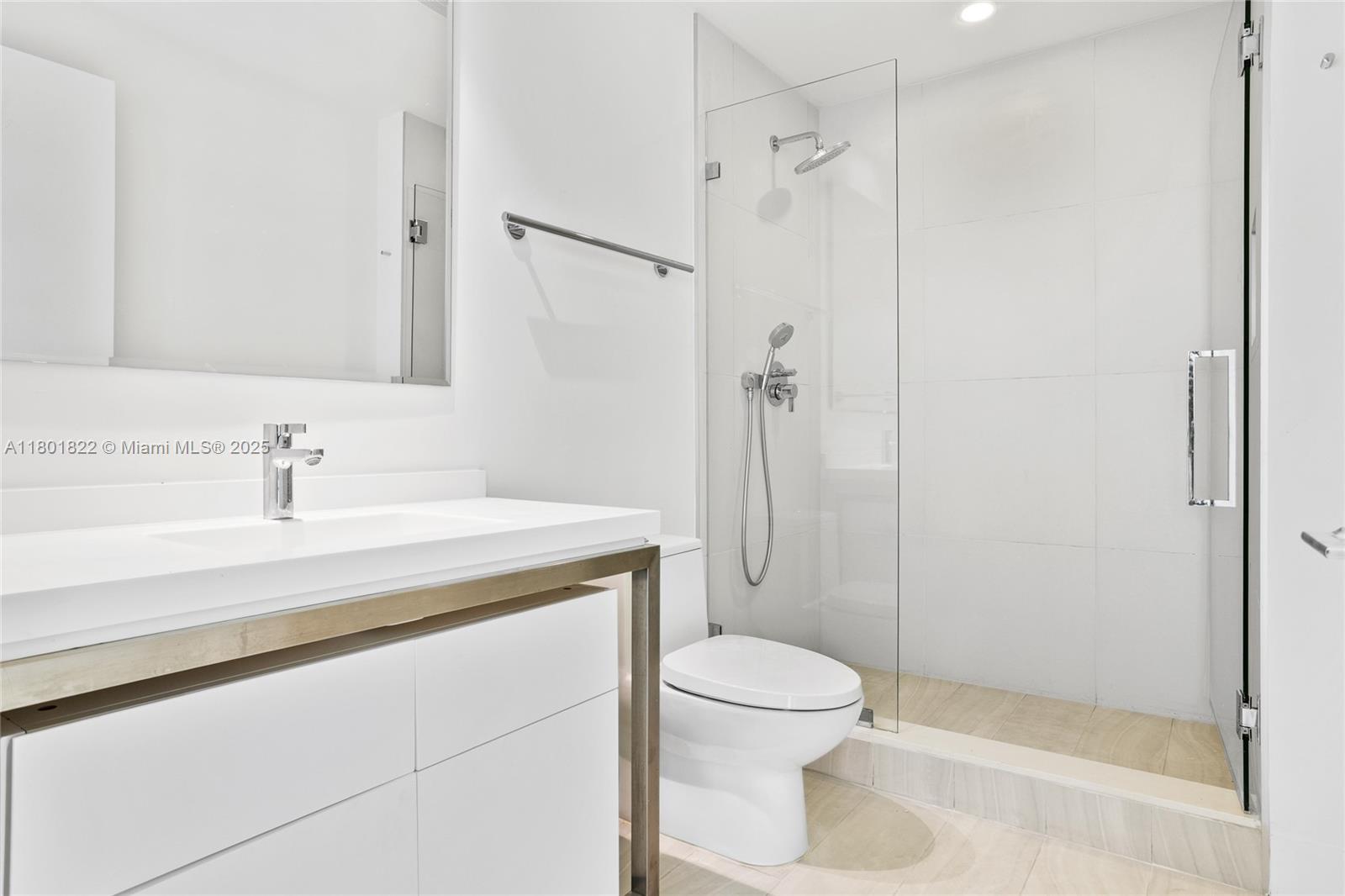 2000 Metropica Way #2504, Sunrise, Florida image 18