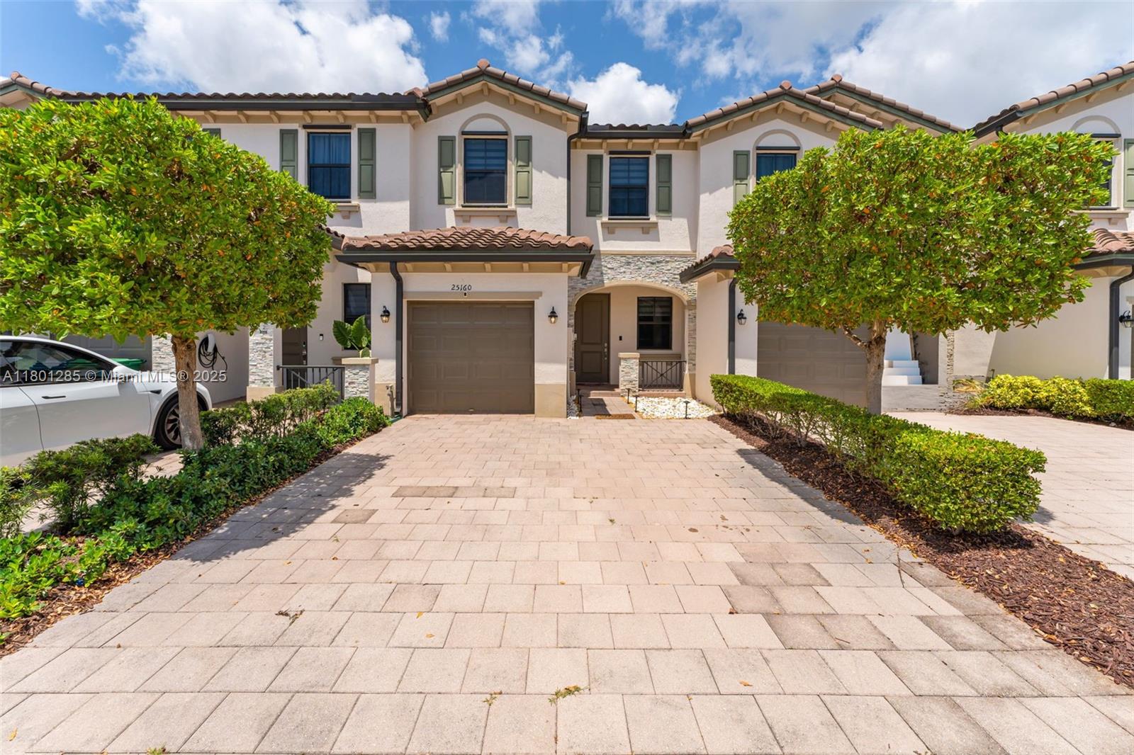 Property photo # 0