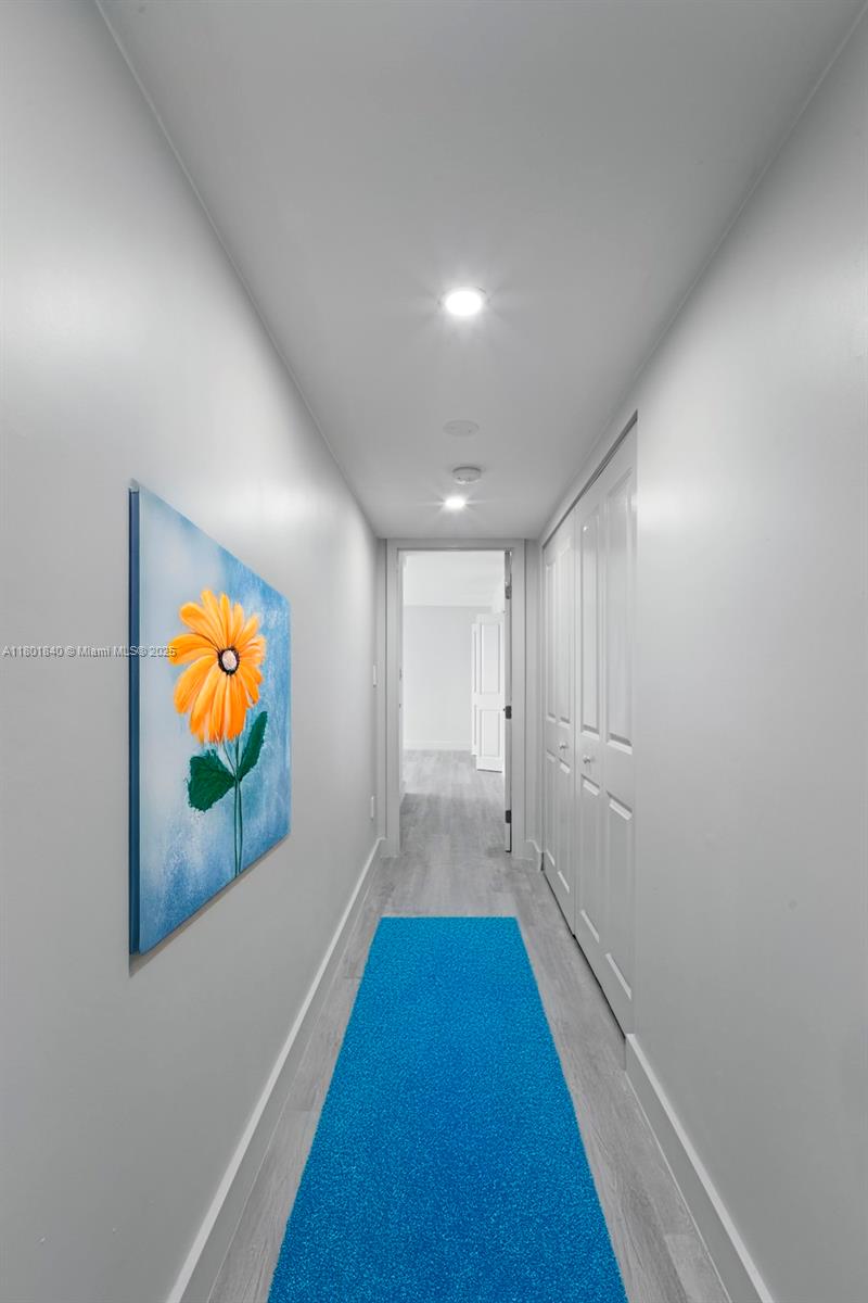 137 Golden Isles Dr #305, Hallandale Beach, Florida image 13