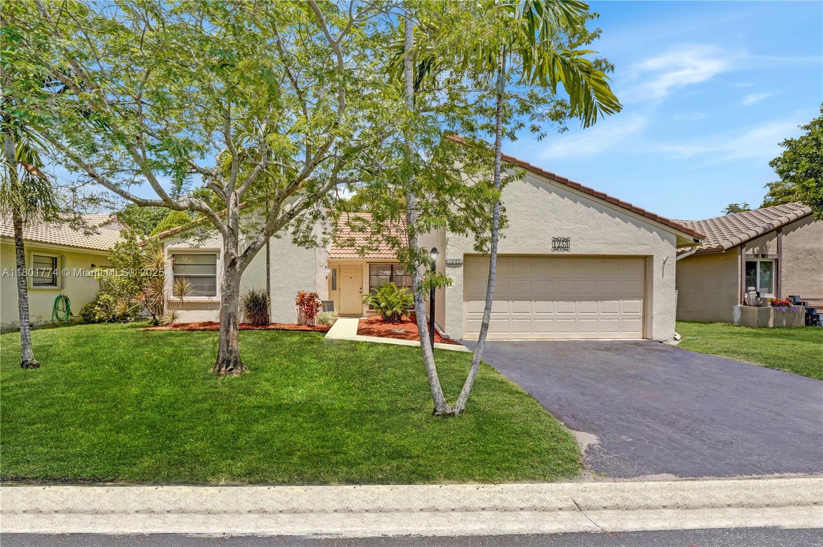 1253 Spring Cir Dr, Coral Springs, Florida image 1