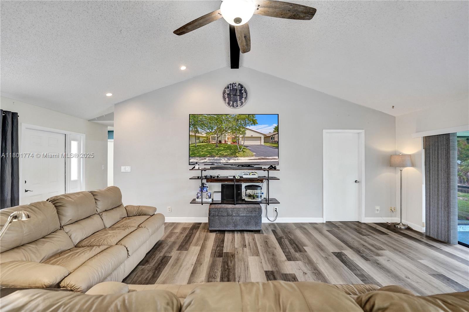 1253 Spring Cir Dr, Coral Springs, Florida image 14