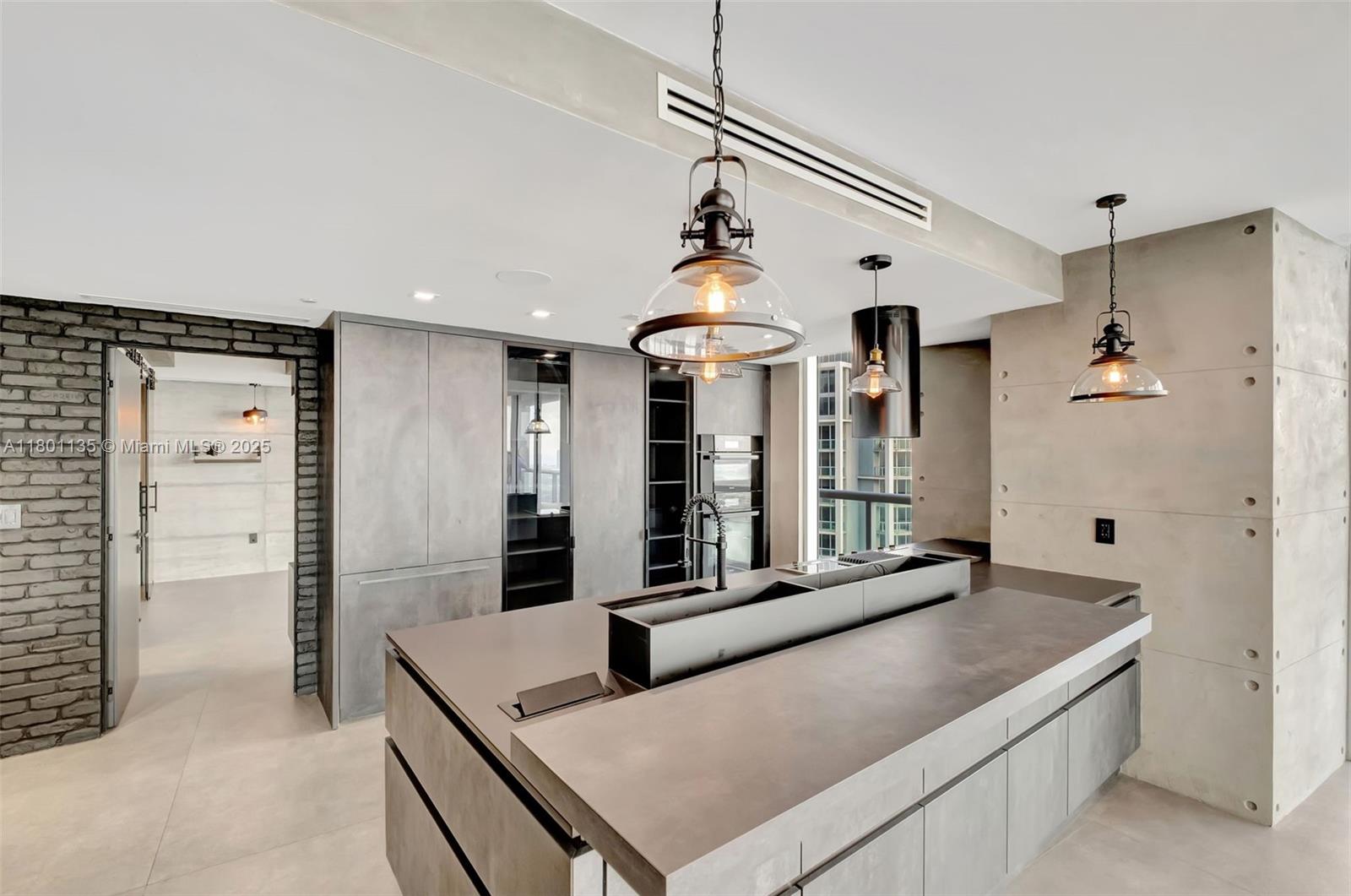 495 Brickell Ave #5202, Miami FL 33131