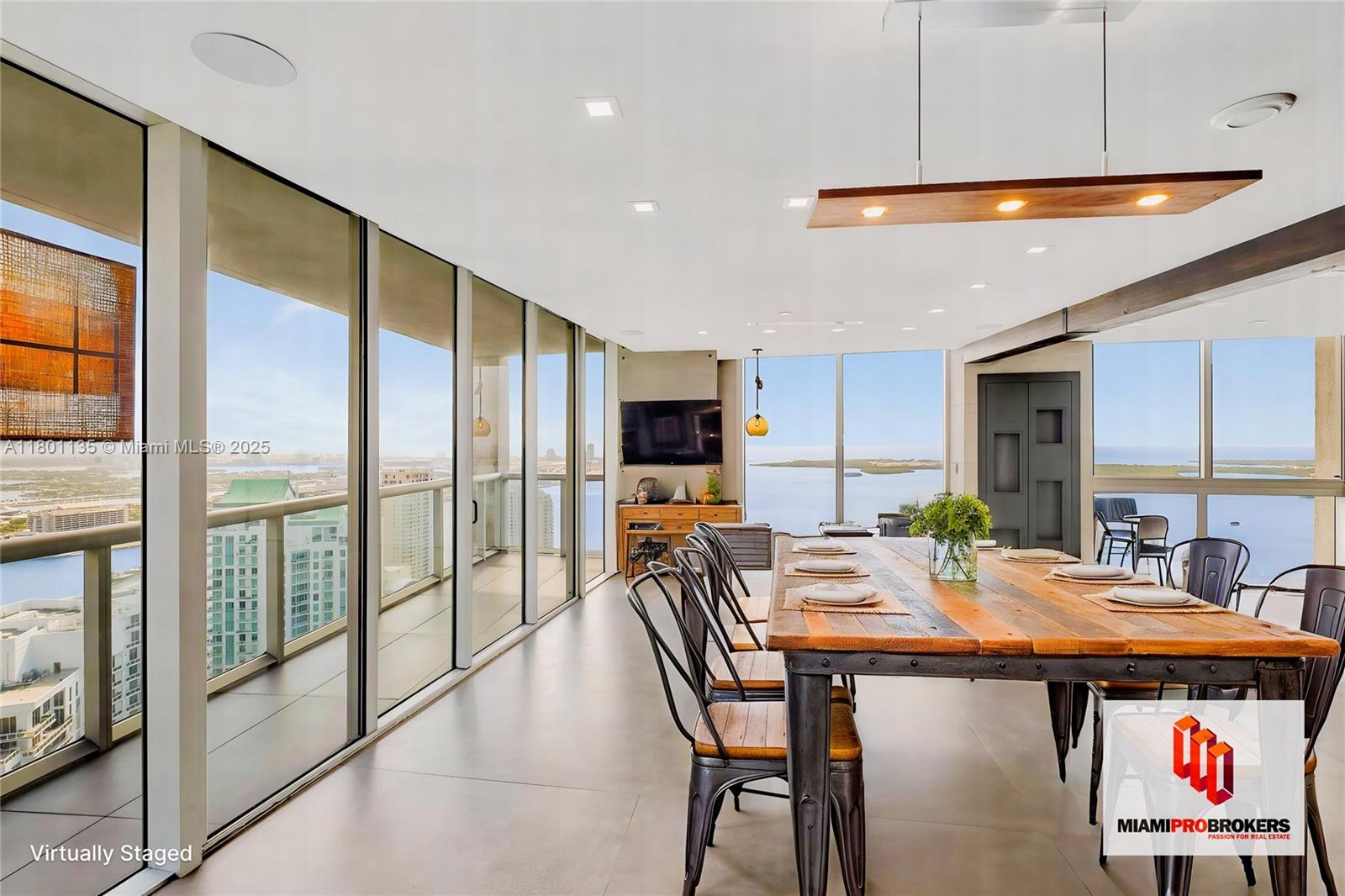 495 Brickell Ave #5202, Miami FL 33131