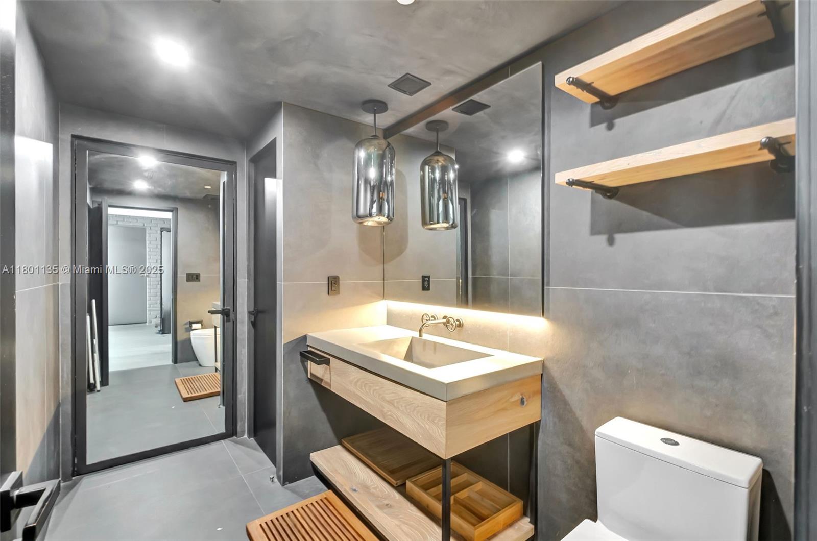 495 Brickell Ave #5202, Miami FL 33131