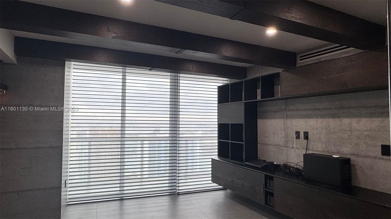 495 Brickell Ave #5202, Miami FL 33131