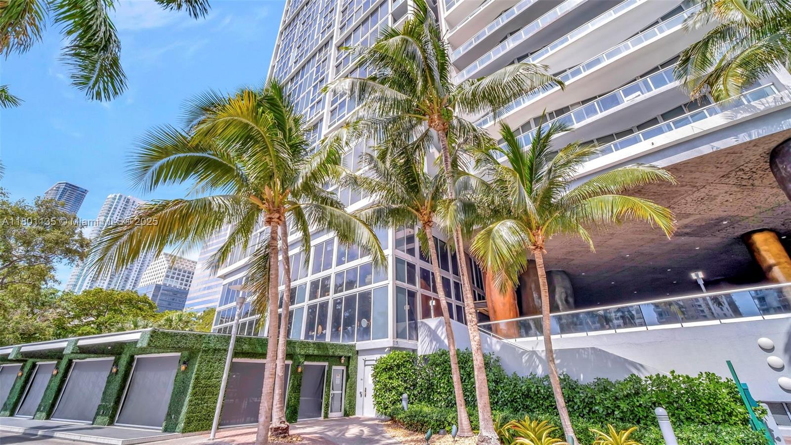 495 Brickell Ave #5202, Miami FL 33131