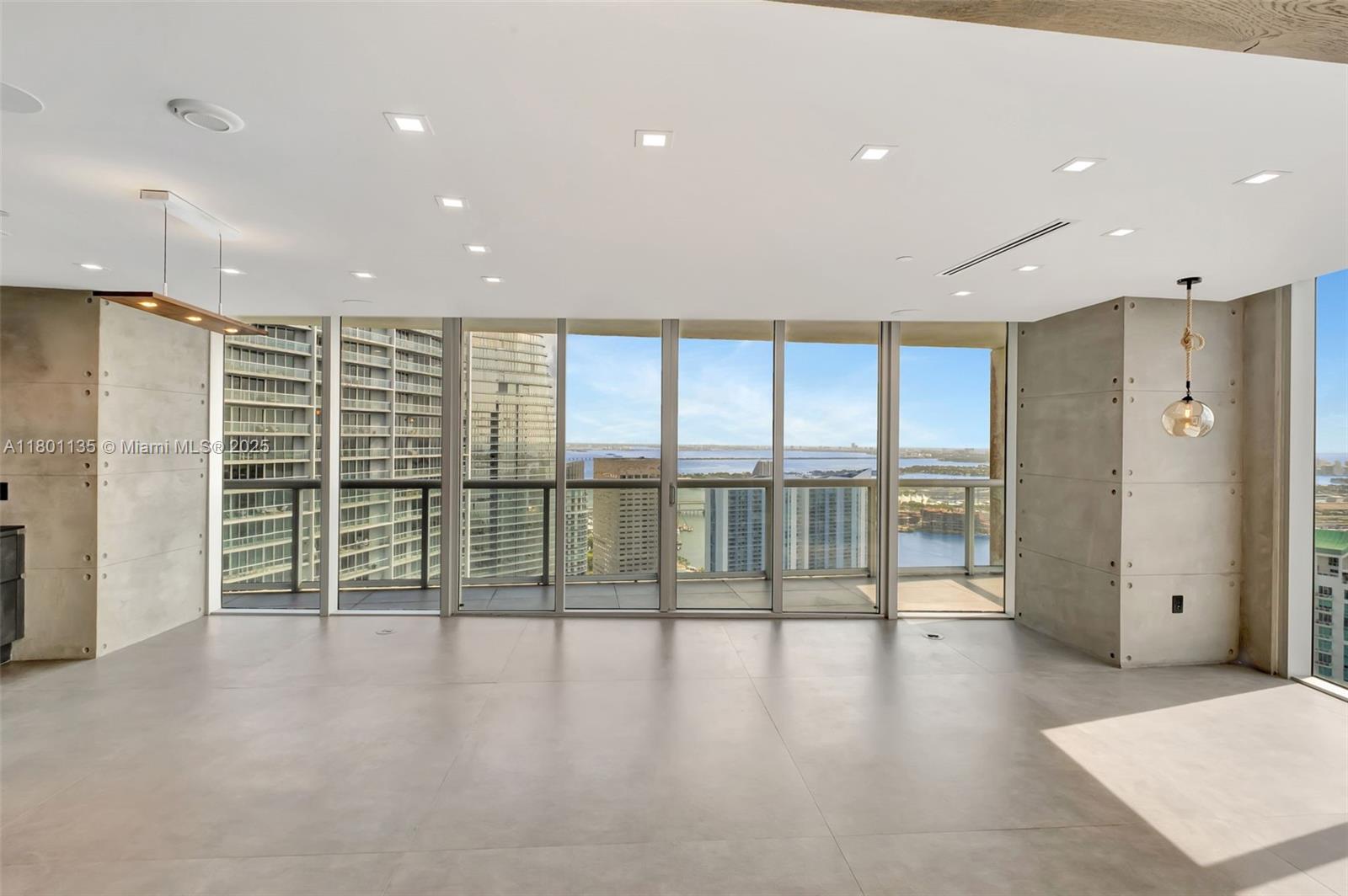 495 Brickell Ave #5202, Miami FL 33131