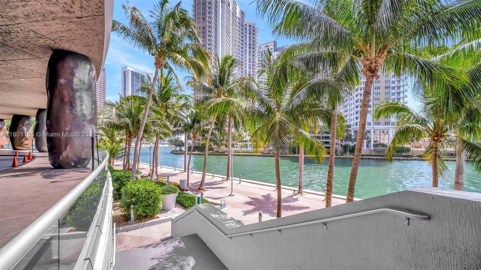 495 Brickell Ave #5202, Miami FL 33131