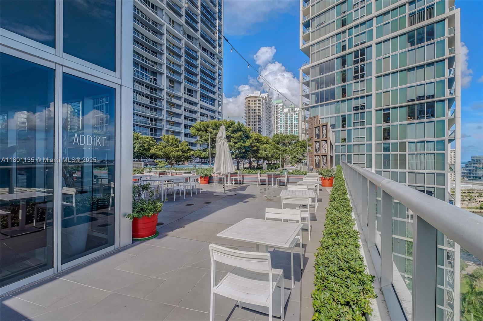 495 Brickell Ave #5202, Miami FL 33131