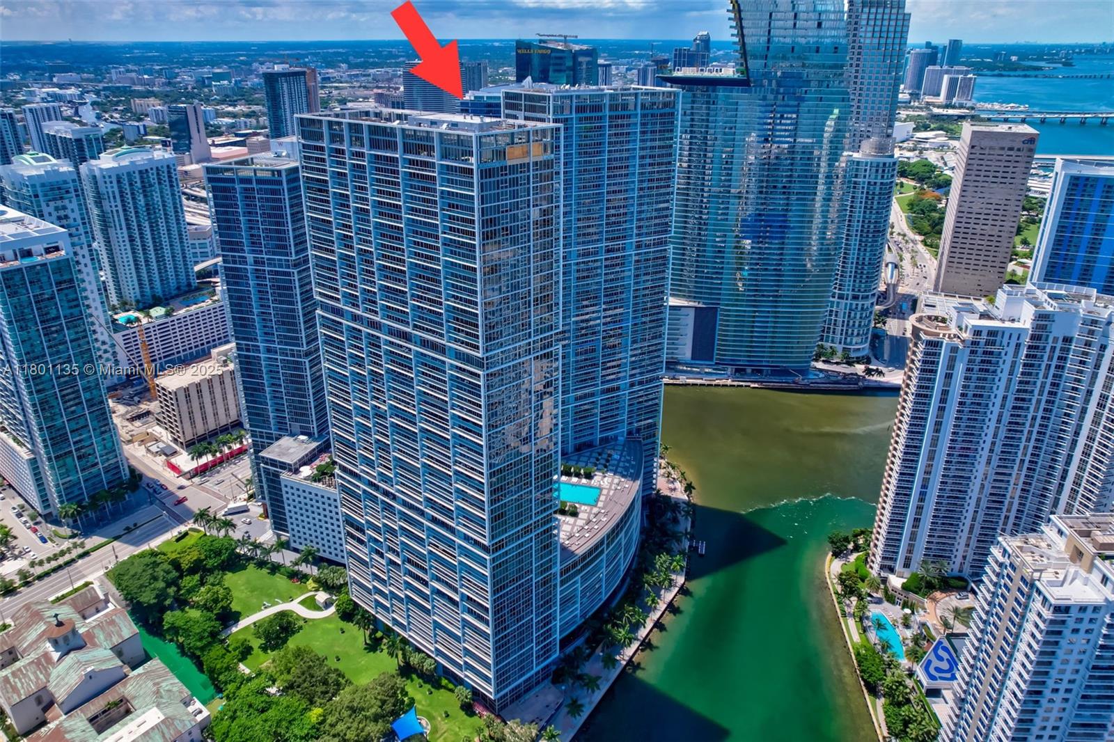 495 Brickell Ave #5202, Miami FL 33131