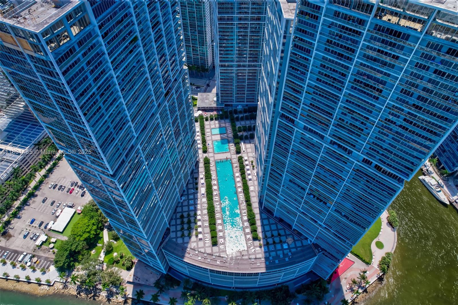 495 Brickell Ave #5202, Miami FL 33131