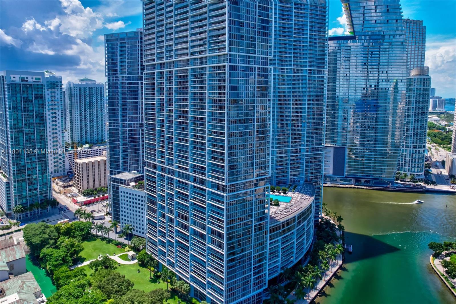 495 Brickell Ave #5202, Miami FL 33131