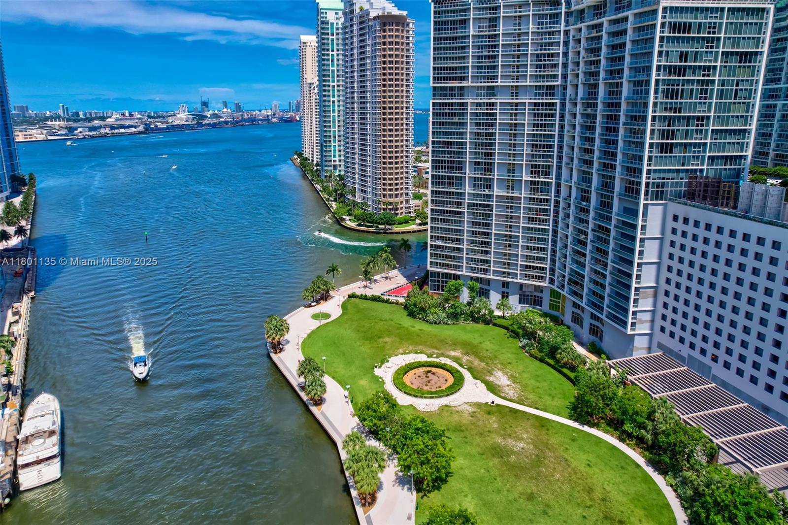 495 Brickell Ave #5202, Miami FL 33131