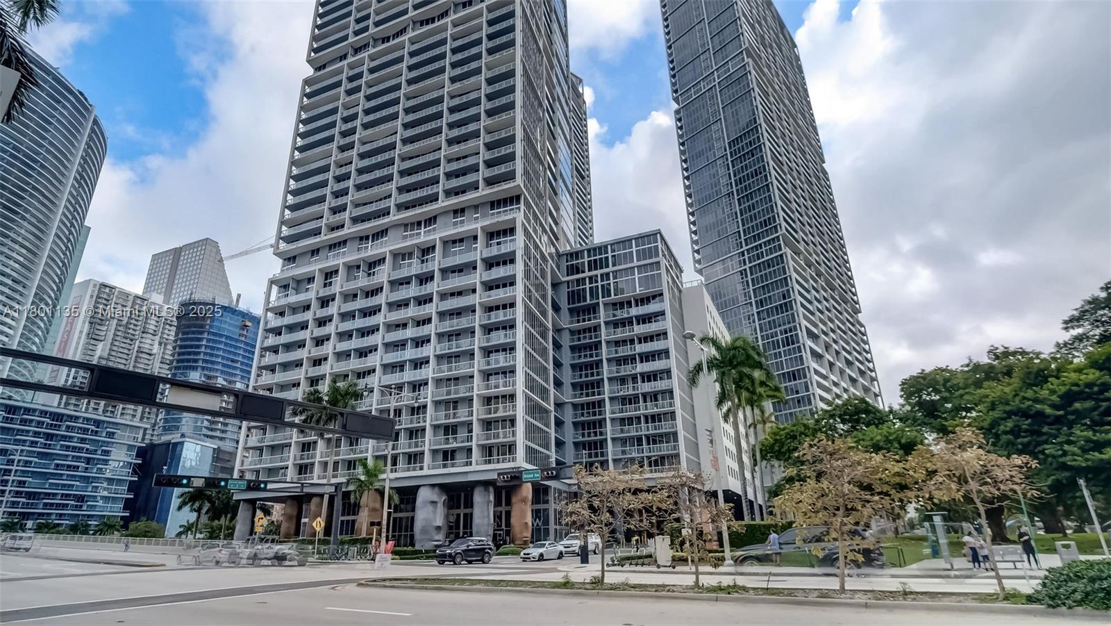 495 Brickell Ave #5202, Miami FL 33131