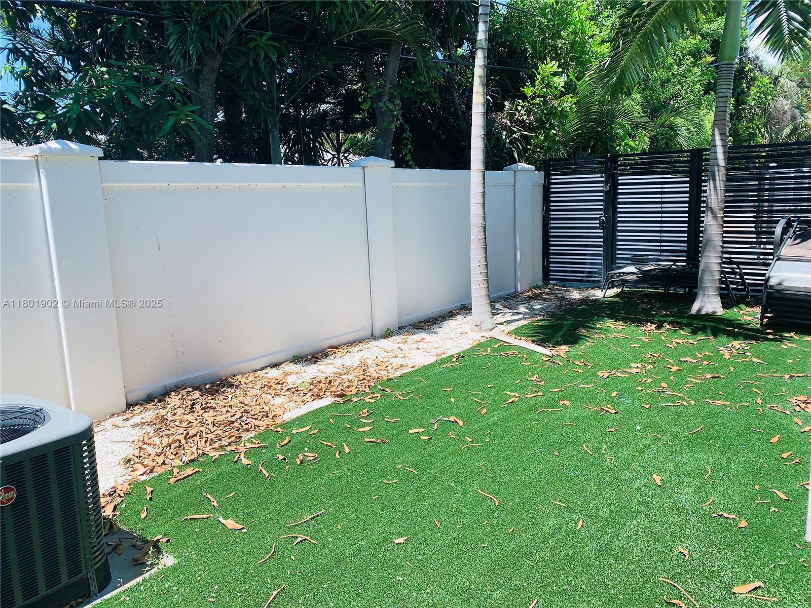 Property photo # 6