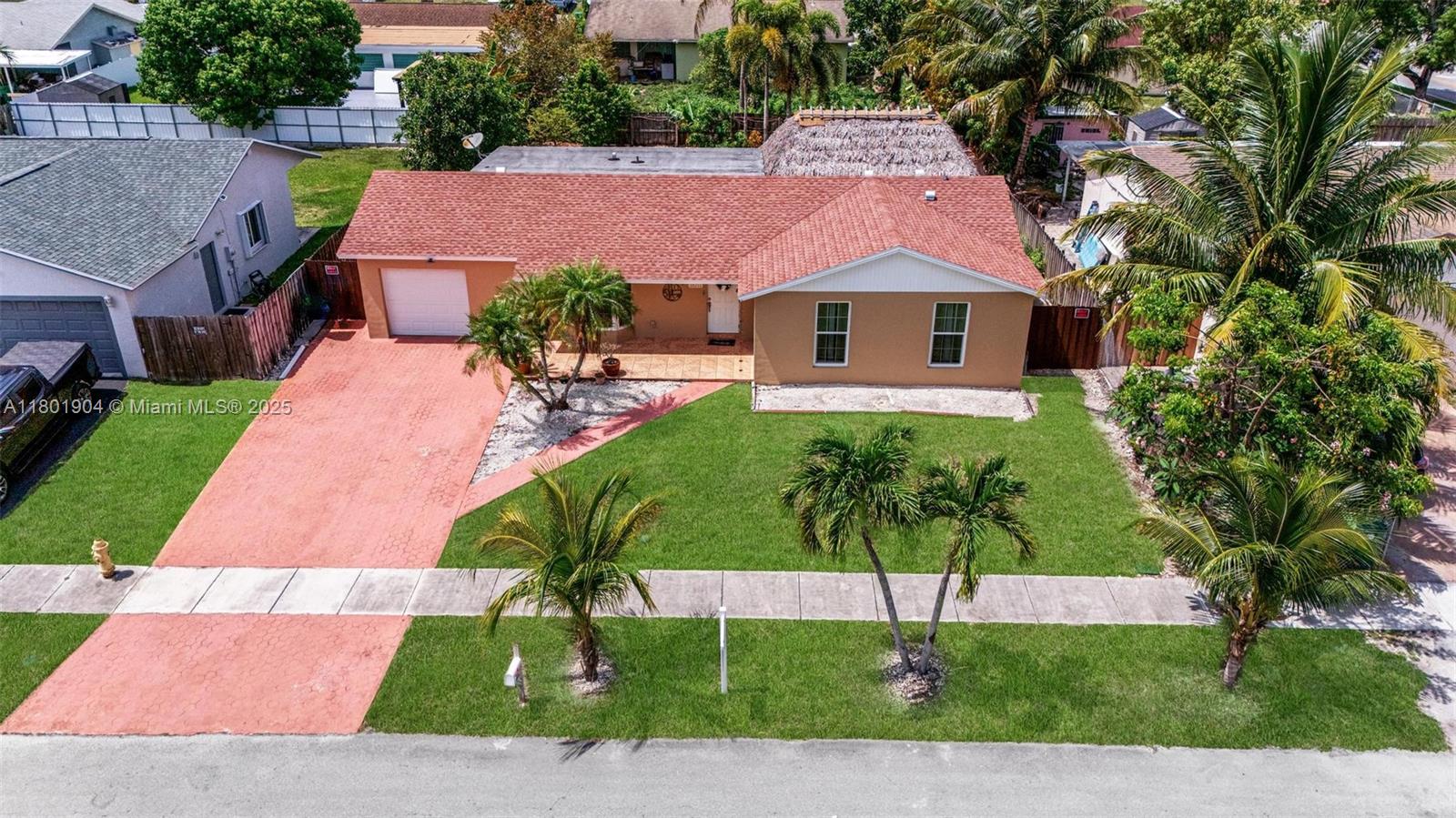 13211 SW 262nd Ter, Homestead, Florida image 2