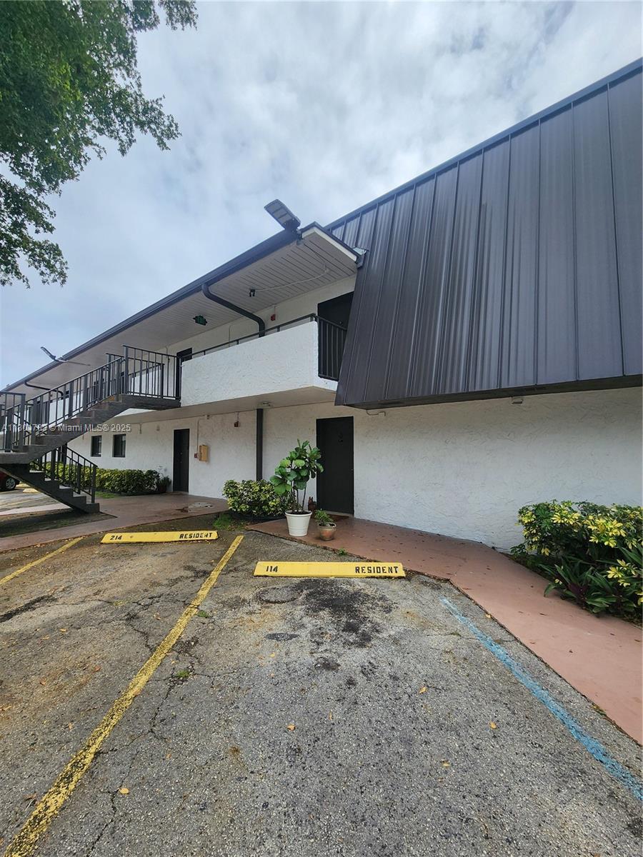 Property photo # 7