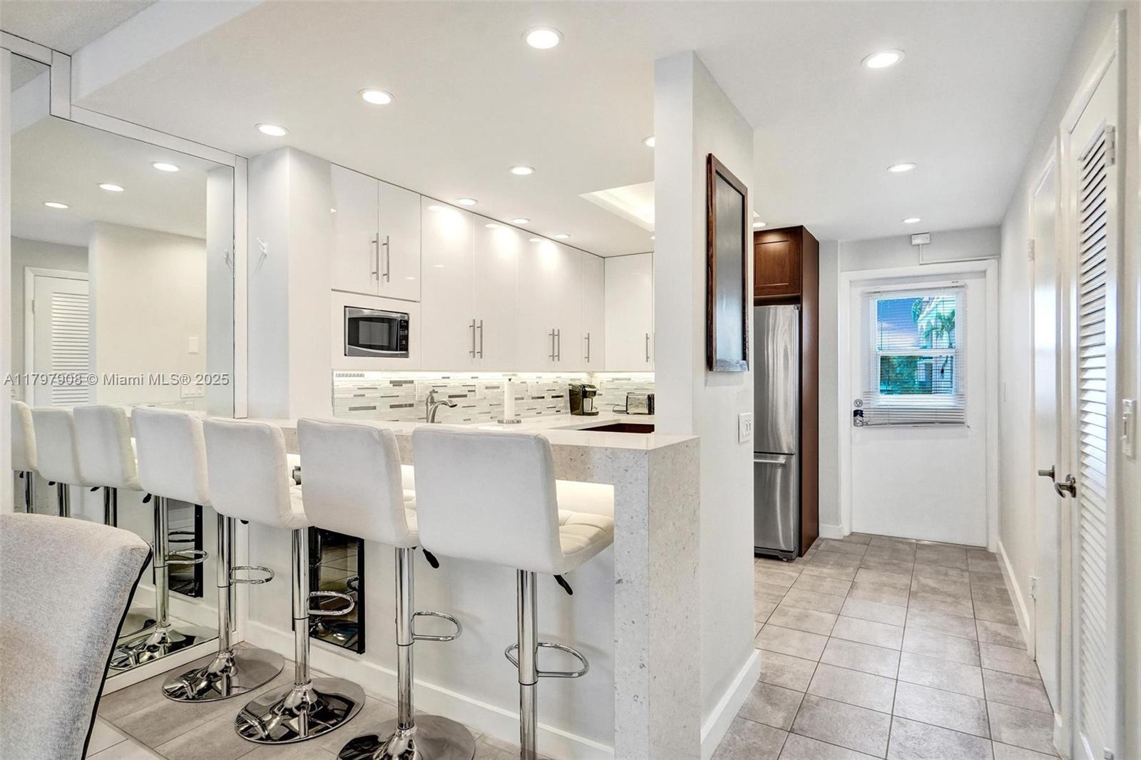 Property photo # 9