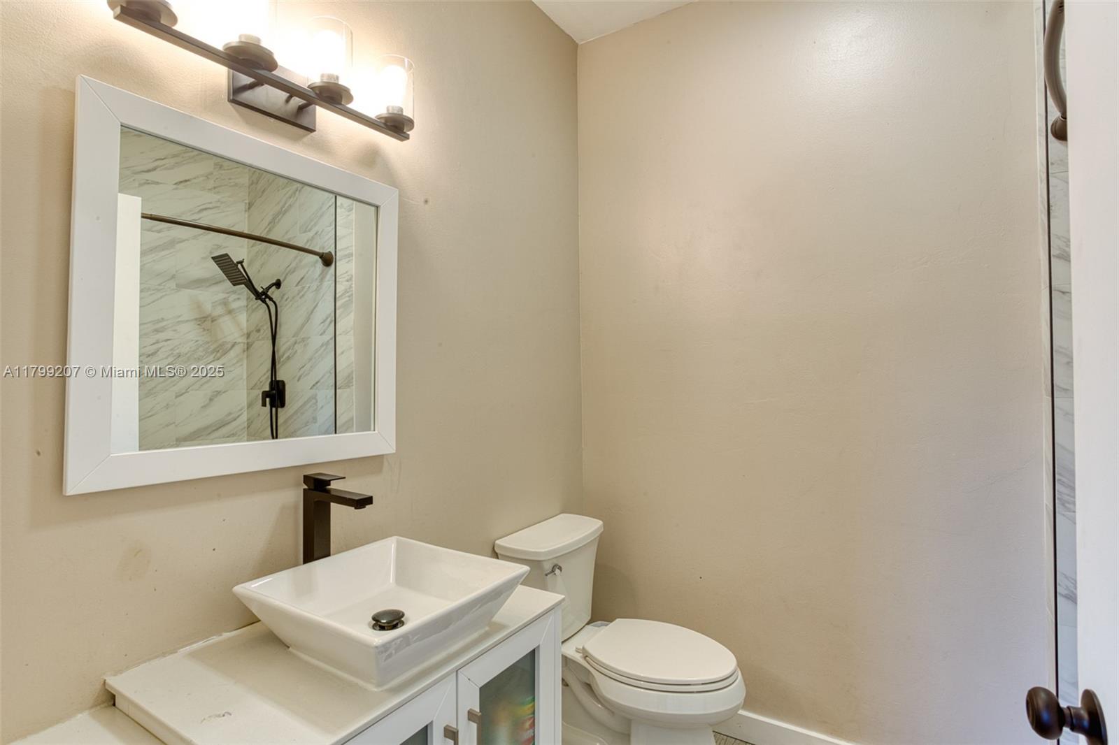2301 NW 96th Ter #16C, Pembroke Pines, Florida image 8