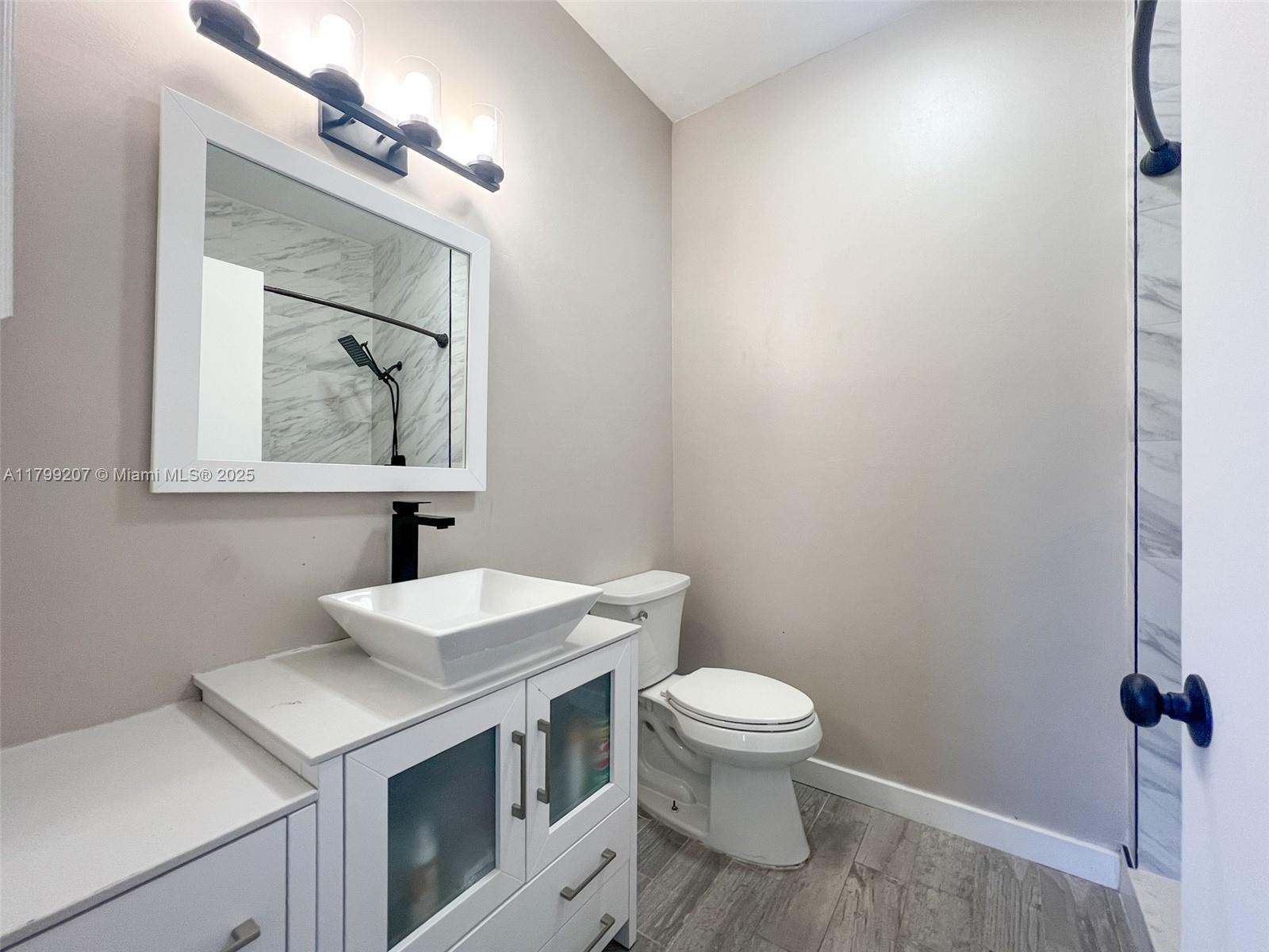 2301 NW 96th Ter #16C, Pembroke Pines, Florida image 9
