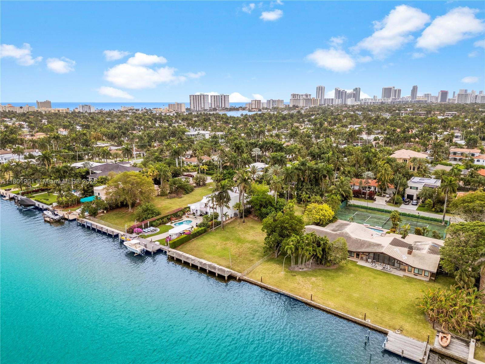 1018 S Northlake Dr, Hollywood, Florida image 12