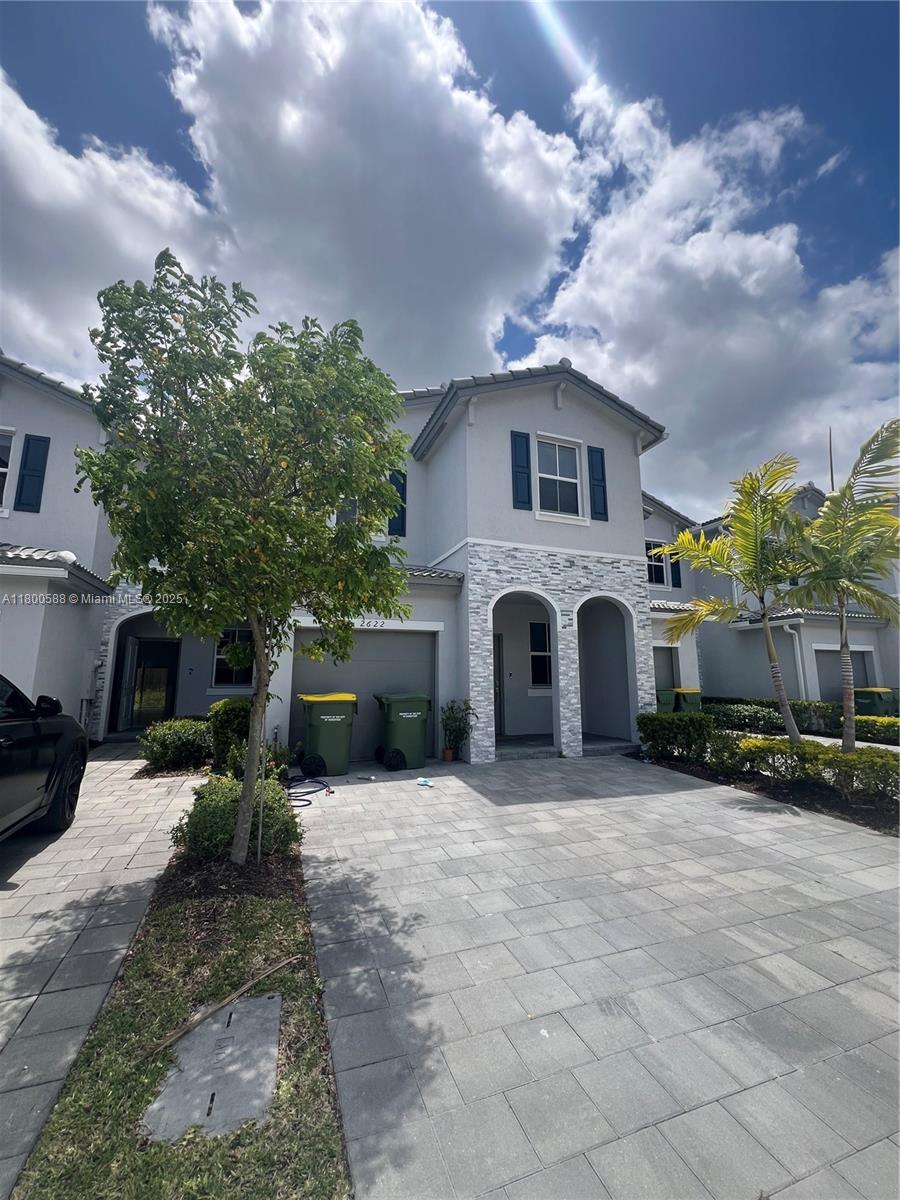 2622 SE 10th St, Homestead, Florida image 2