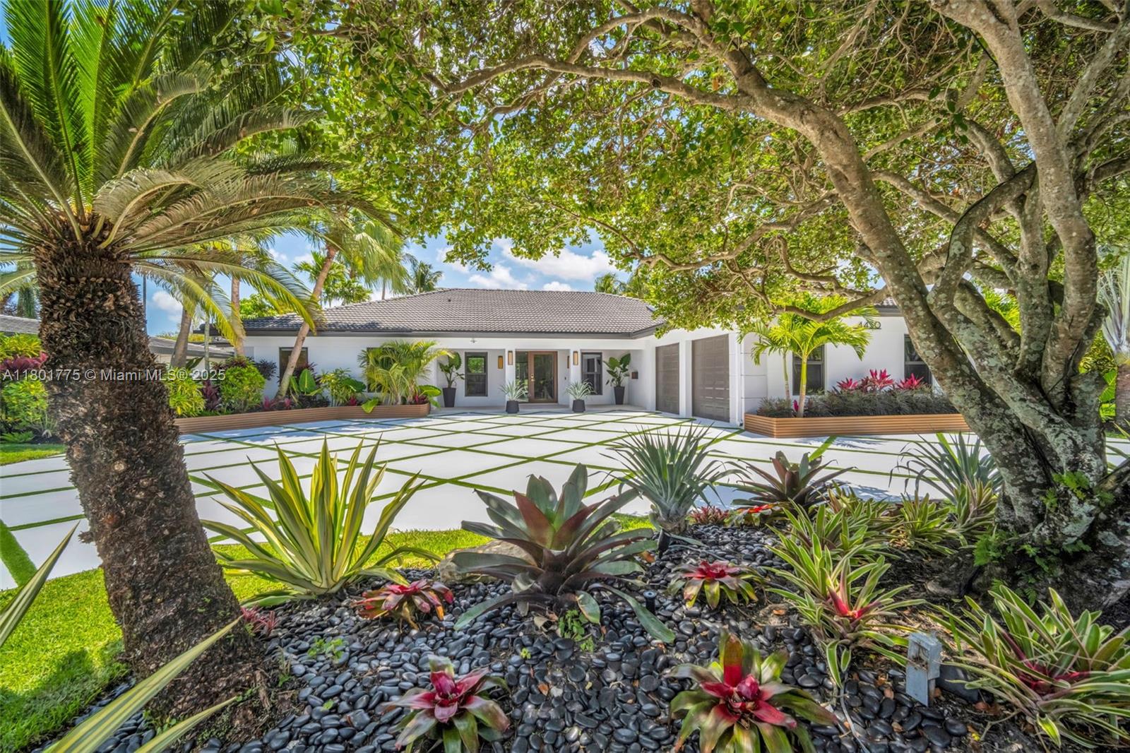 4430 Casper Ct, Hollywood, Florida image 2