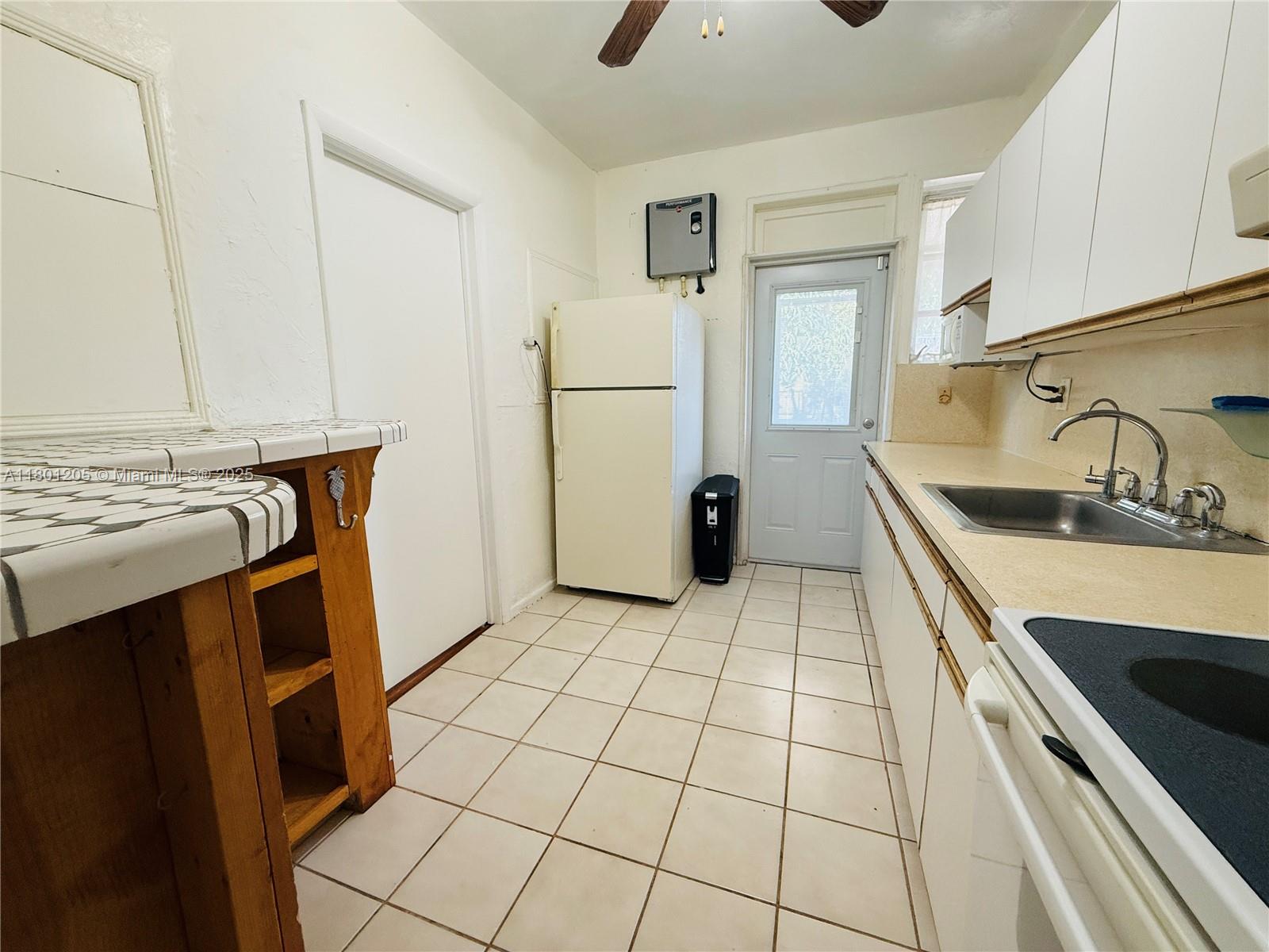 5834 SW 66th St, South Miami, Florida image 13