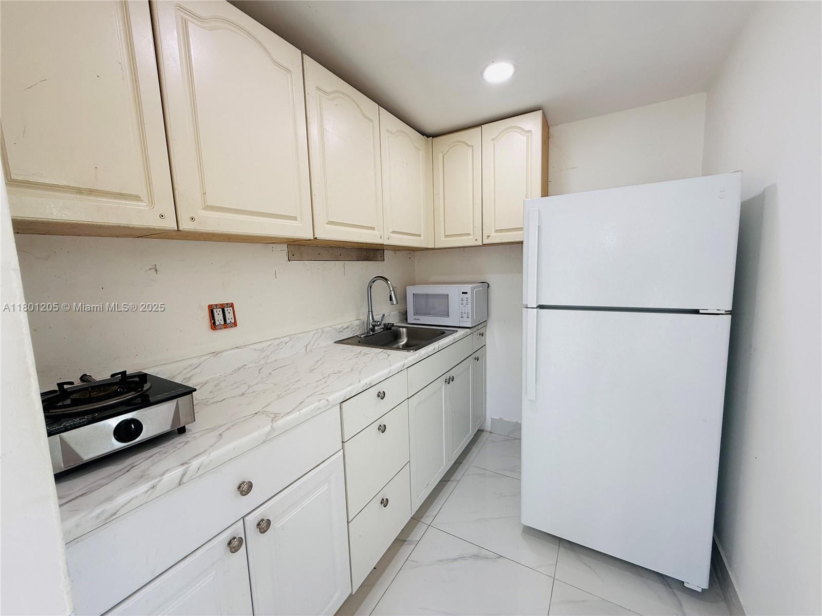 5834 SW 66th St, South Miami, Florida image 24