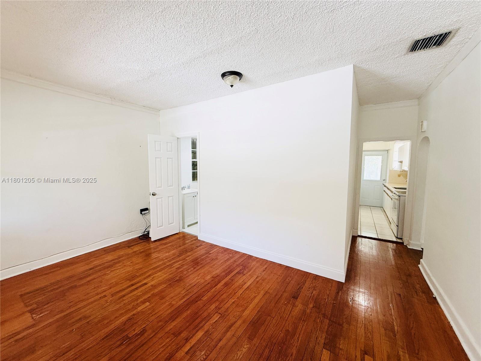 5834 SW 66th St, South Miami, Florida image 7