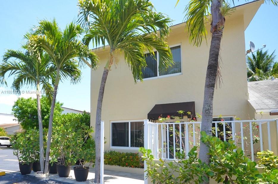 2455 SW 11th St #7A For Sale A11801922, FL