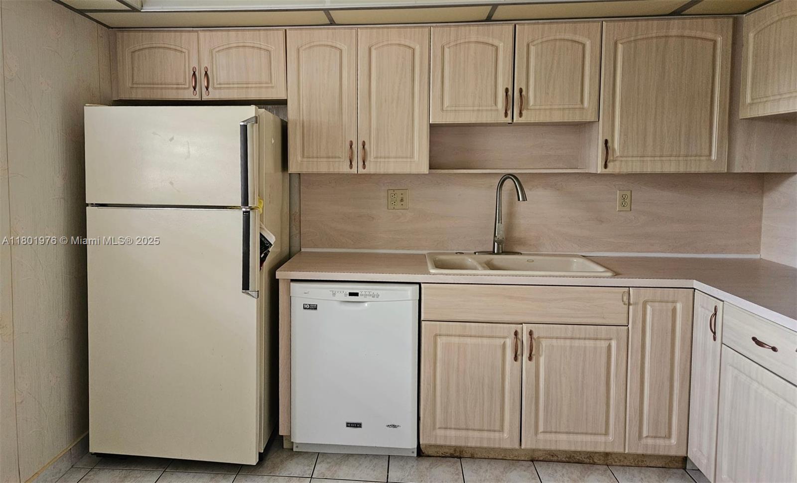 4940 E Sabal Palm Blvd #312, Tamarac, Florida image 3