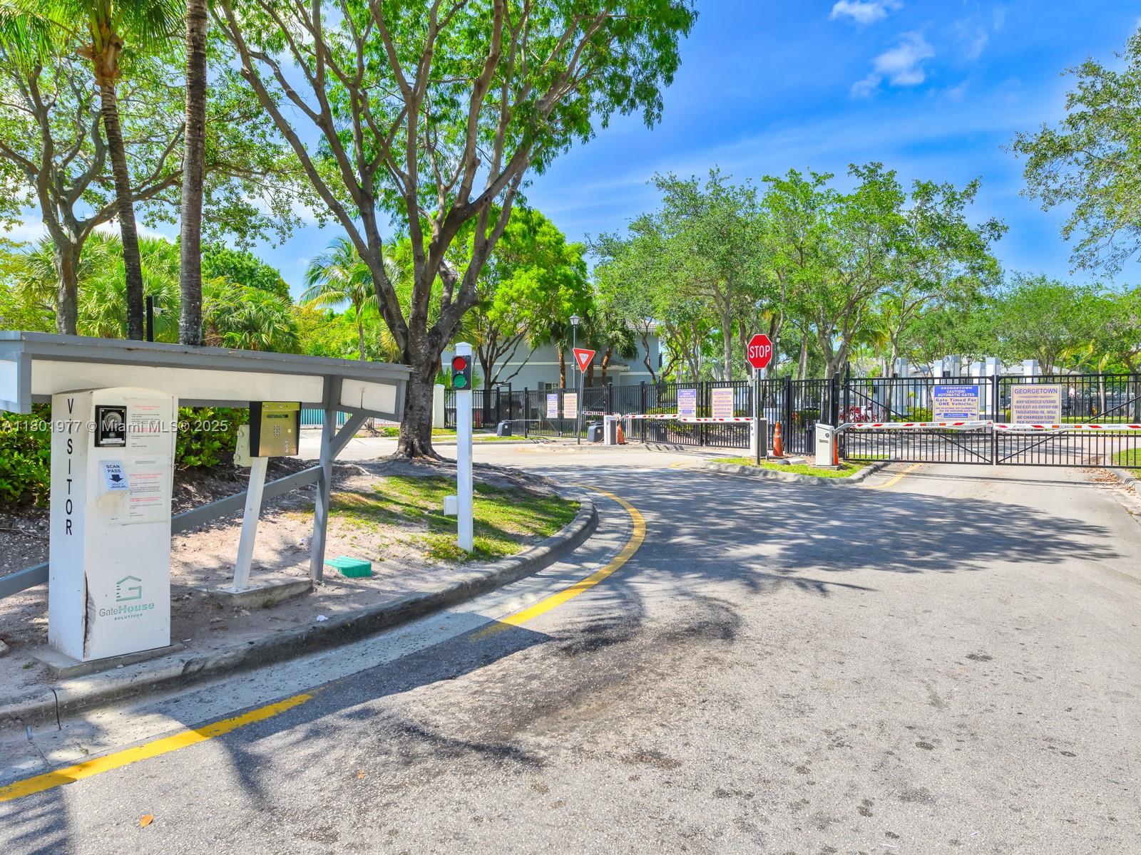 3506 NW 13th St, Lauderhill, Florida image 4