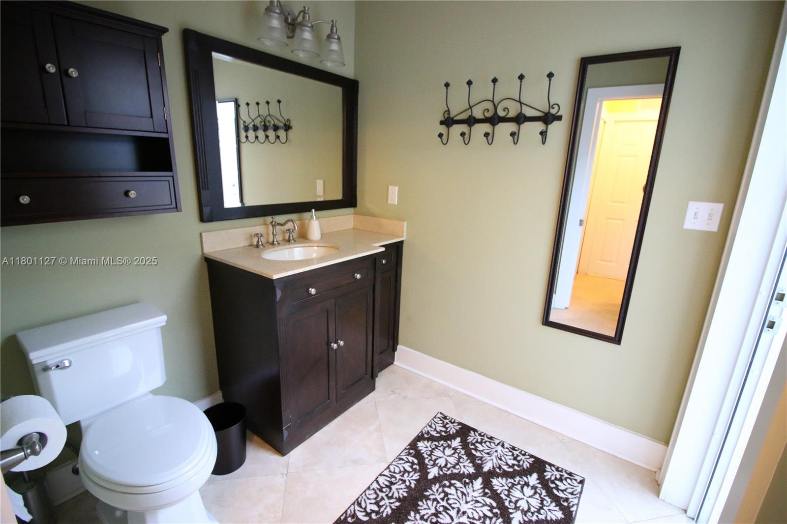804 SE 10th St, Fort Lauderdale, Florida image 19