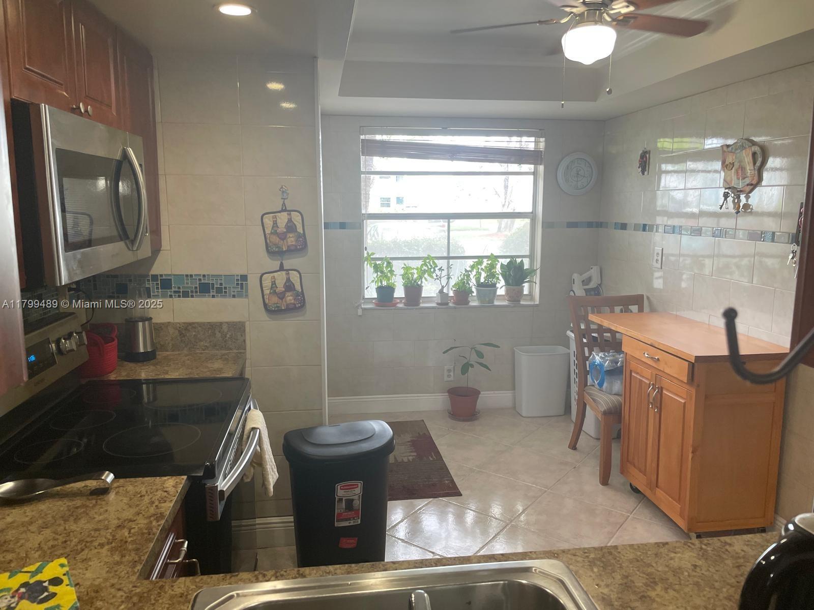 7680 NW 18th St #107, Margate, Florida image 12