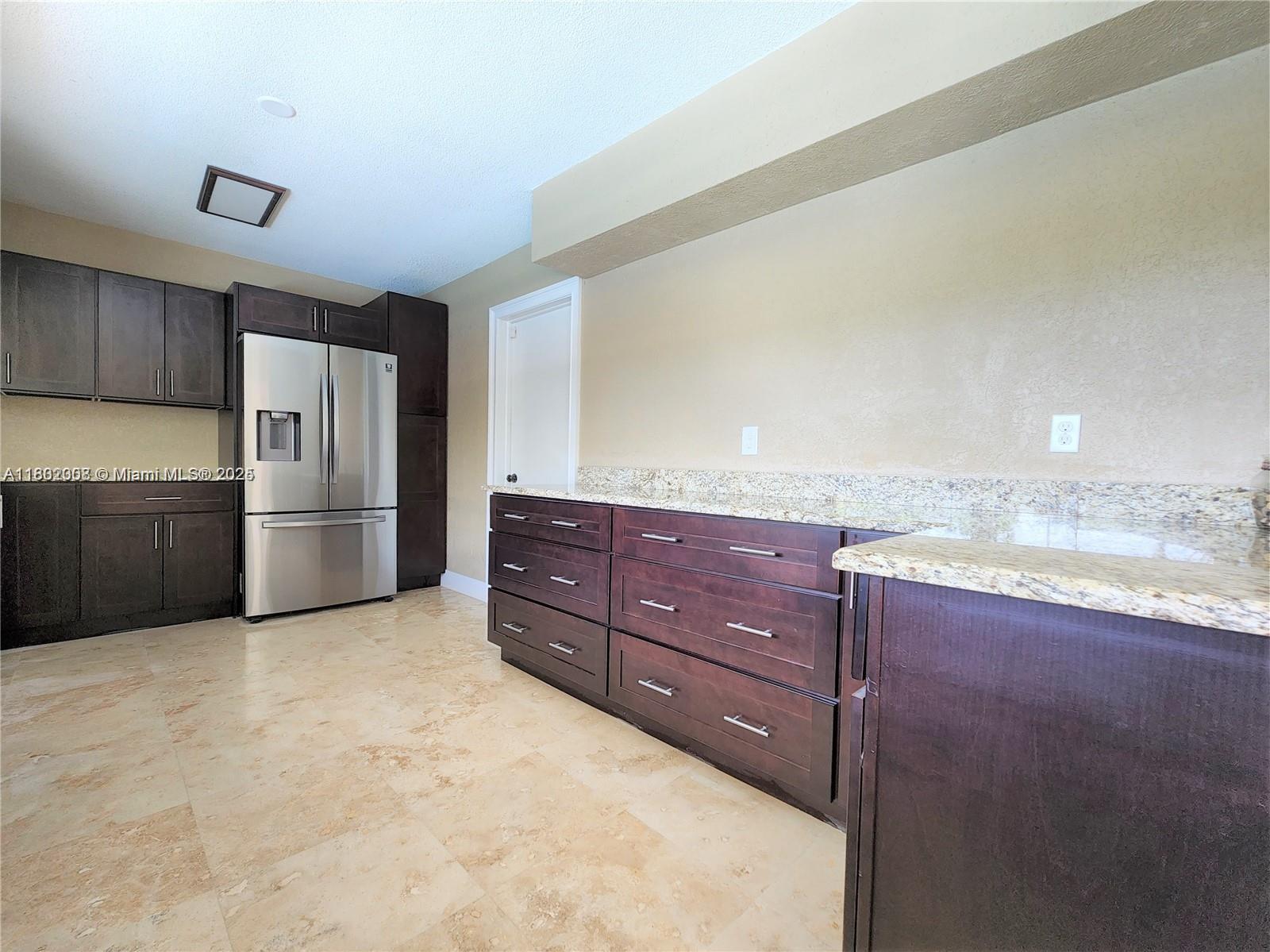 5840 NW 16th St, Sunrise, Florida image 8